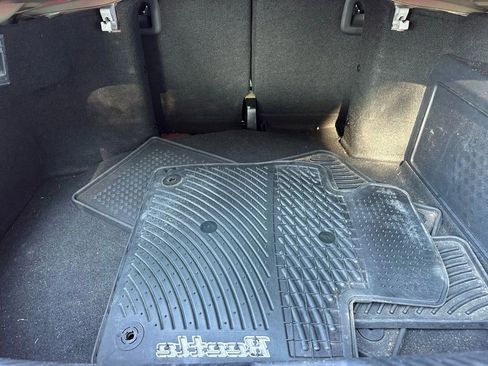 Used 2013 Volkswagen Beetle 2.0T image 23