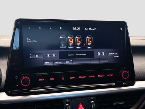 Used 2022 Kia Forte GT image 10