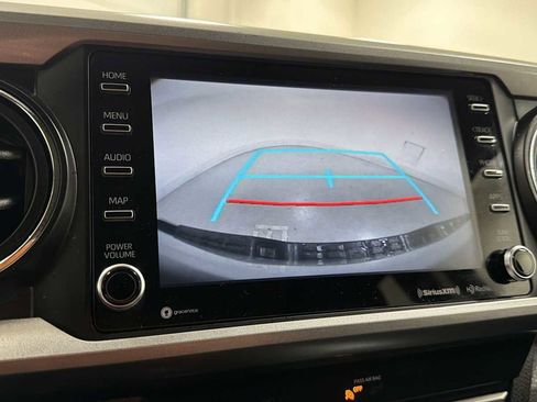 Certified 2020 Toyota Tacoma SR5 image 19