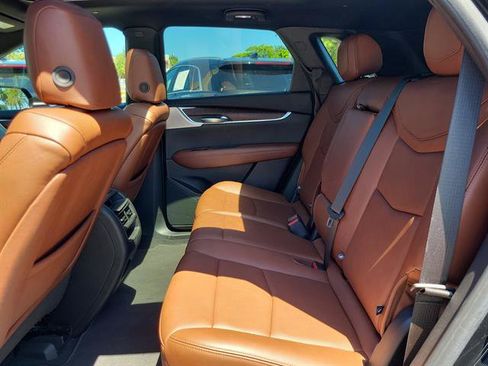 Certified 2023 Cadillac XT5 Premium Luxury FWD image 26
