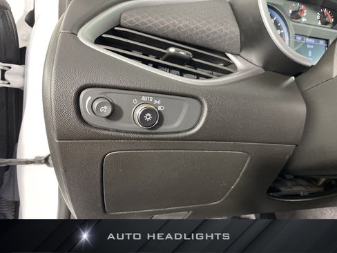 Used 2023 Chevrolet Malibu LT FWD image 23