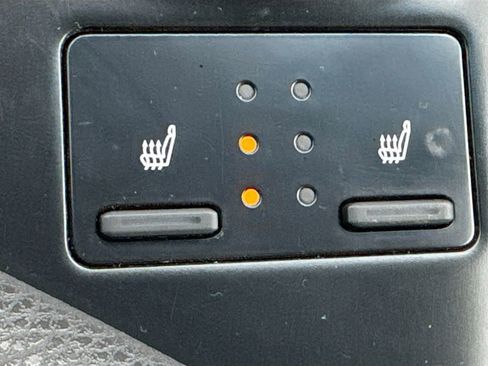 Used 2018 Toyota Camry XSE image 24