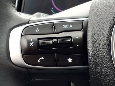 Used 2025 Kia Sportage X-Line w/ Premium Package AWD/4WD image 27