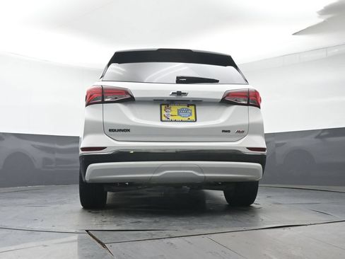 Used 2022 Chevrolet Equinox RS w/ LPO, Cargo Package AWD/4WD image 31