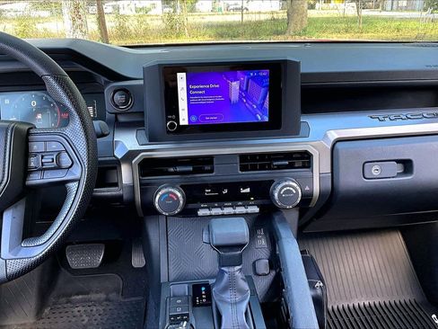 Used 2024 Toyota Tacoma SR5 image 9