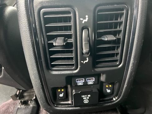 Used 2018 Jeep Grand Cherokee Trailhawk w/ Trailhawk Luxury Group AWD/4WD image 23