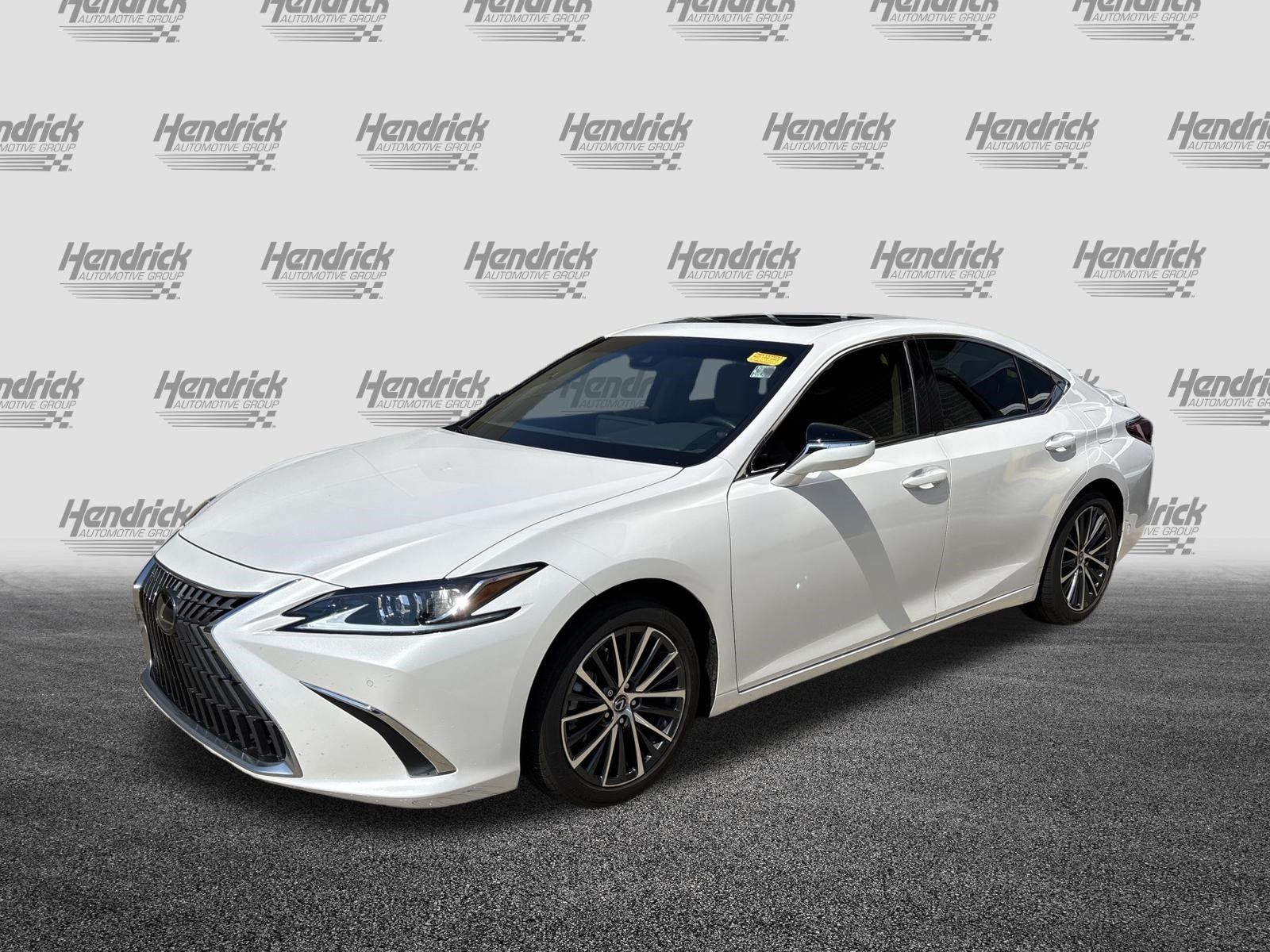 Used 2024 Lexus ES 300h w/ Premium Package FWD image 5