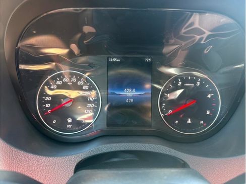 Used 2025 Mercedes-Benz Sprinter 2500 image 13