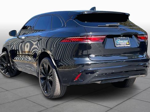 Used 2024 Jaguar F-PACE R-Dynamic S image 12