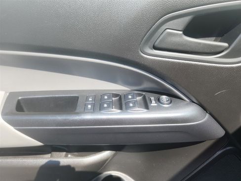 Used 2015 Chevrolet Colorado W/T w/ WT Convenience Package image 19