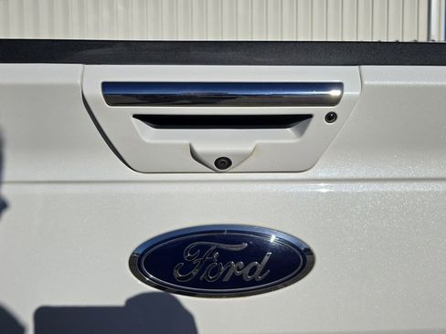 Used 2020 Ford F150 Lariat w/ Equipment Group 502A Luxury image 9