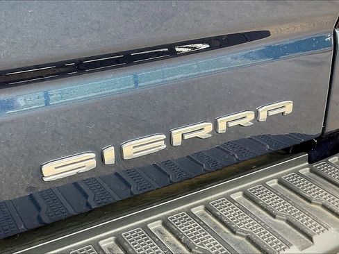 Used 2022 GMC Sierra 1500 Denali image 12