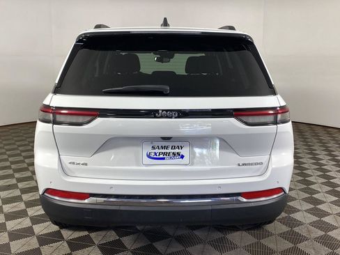 Used 2023 Jeep Grand Cherokee Laredo w/ Luxury Tech Group I AWD/4WD image 28