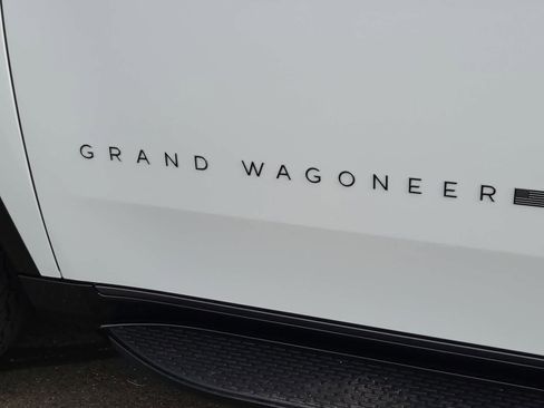 New 2026 Jeep Grand Wagoneer 4WD image 15