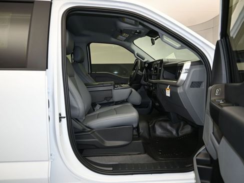 New 2026 Ford F350 4x4 Crew Cab Super Duty image 26