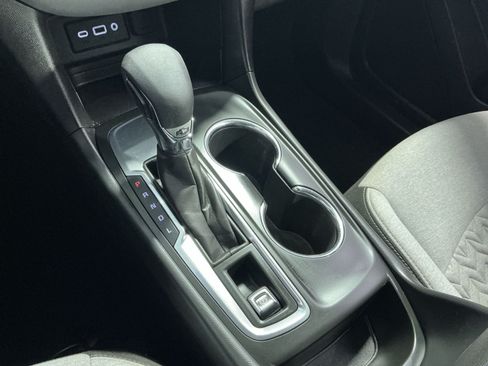 Used 2024 Chevrolet Equinox LS FWD image 23