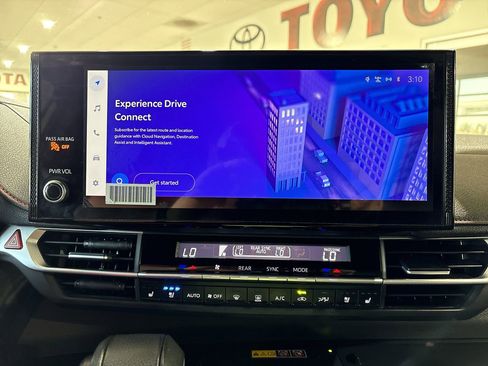 Certified 2025 Toyota Sienna XSE w/ XSE Premium Package image 19