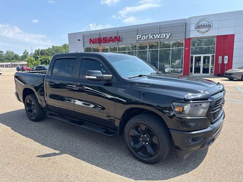 Used 2019 RAM 1500 Big Horn AWD/4WD image 2