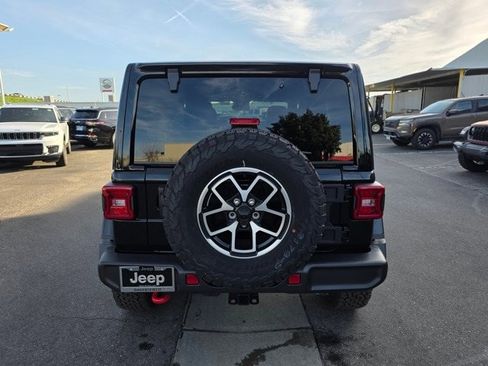 New 2025 Jeep Wrangler Unlimited Rubicon w/ Technology Group image 6