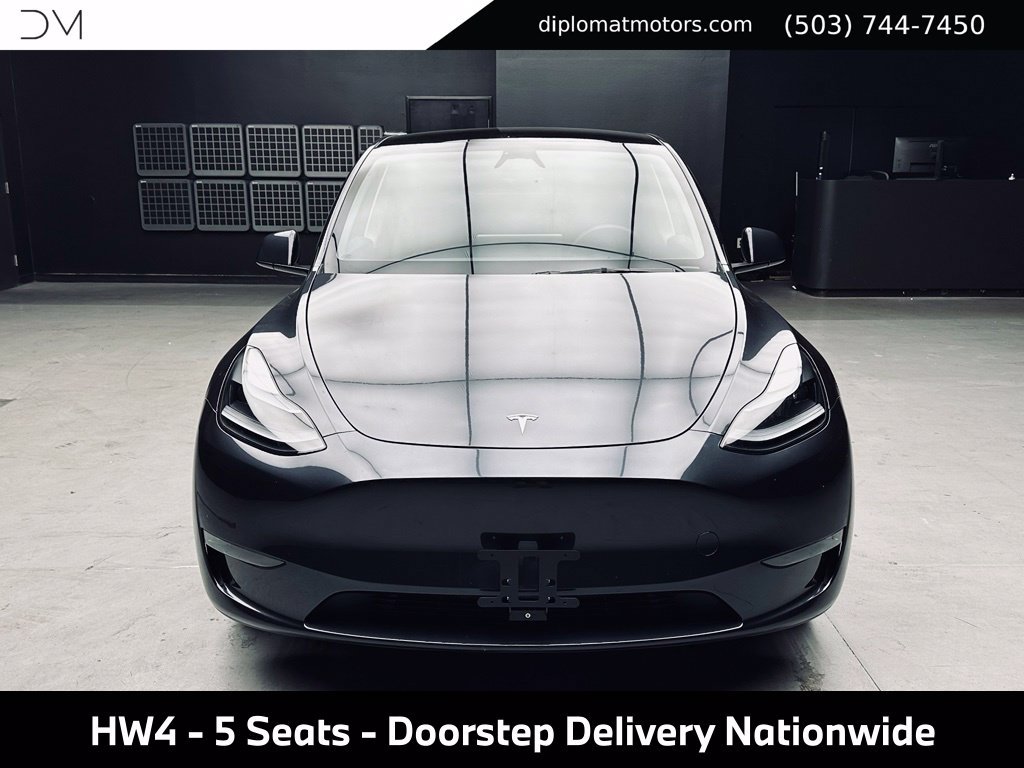 Used 2025 Tesla Model Y Long Range AWD/4WD image 11