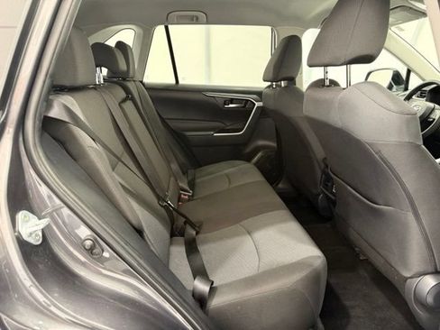 Used 2024 Toyota RAV4 XLE FWD image 23
