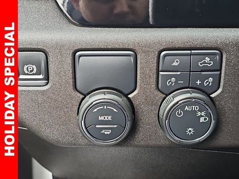 Used 2025 Chevrolet Silverado 1500 LT w/ Safety Package image 26