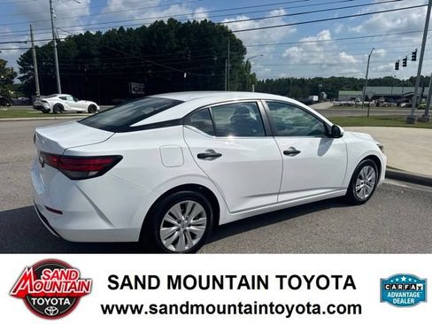 Used 2024 Nissan Sentra S FWD image 3