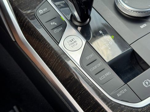 Used 2021 BMW 330i Sedan w/ Convenience Package image 32