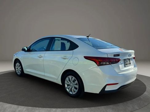 Used 2021 Hyundai Accent SE image 7