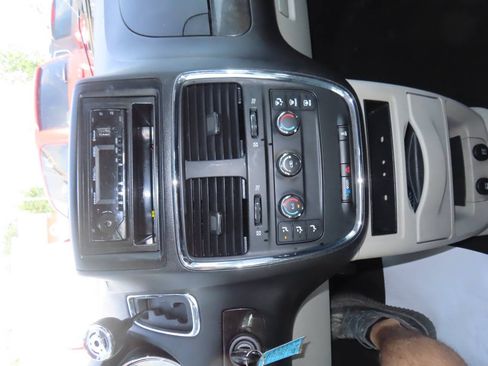Used 2016 Dodge Grand Caravan American Value Package w/ UConnect Hands-Free Group FWD image 45