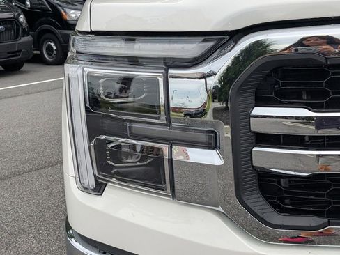 New 2025 Ford F150 Lariat w/ Equipment Group 502A High AWD/4WD image 10