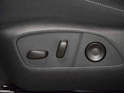 New 2026 Chevrolet Traverse LT w/ Driver Confidence Package FWD image 38