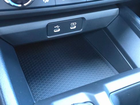 New 2025 Honda Accord SE image 18