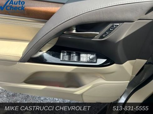 Used 2018 Lexus LX 570 4WD w/ Luxury Package image 13