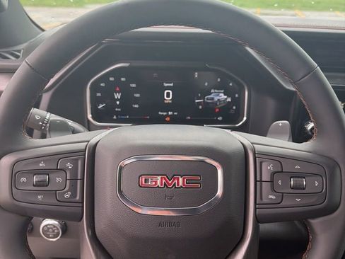 New 2026 GMC Sierra 1500 AT4 w/ LPO, Black Badging Package AWD/4WD image 17