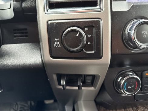 Used 2019 Ford F250 Lariat image 33