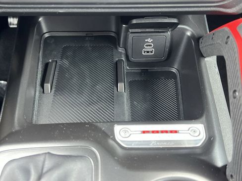 New 2026 Ford Bronco Heritage Edition AWD/4WD image 7