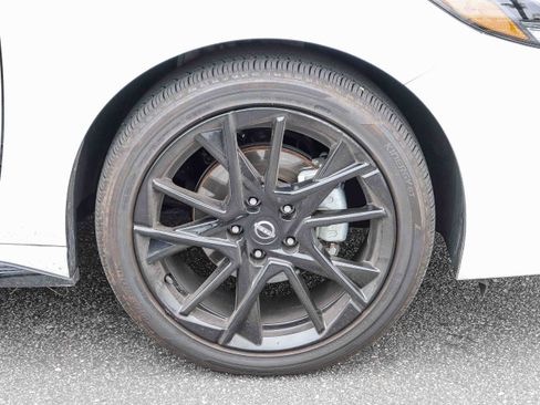Used 2025 Nissan Sentra SR w/ Midnight Edition FWD image 7