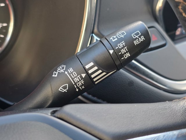 Used 2022 Chevrolet Blazer Premier FWD image 35