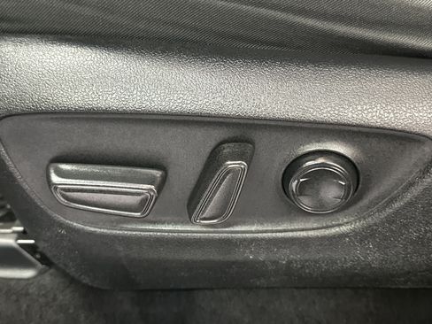 Used 2021 Toyota RAV4 XLE image 22