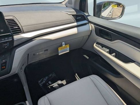 New 2026 Honda Odyssey EX-L image 17