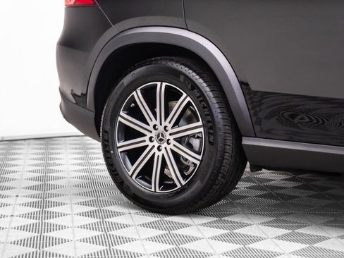Certified 2025 Mercedes-Benz GLE 450 4MATIC image 37
