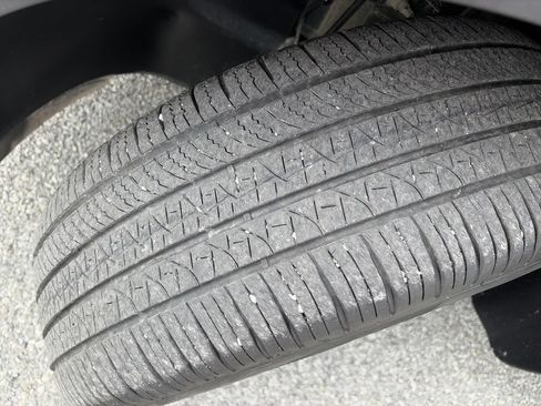 Used 2025 Kia Telluride S AWD/4WD image 29
