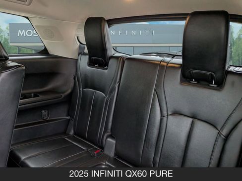 Certified 2025 INFINITI QX60 Pure image 18