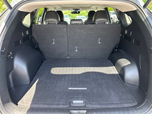 Certified 2023 Hyundai Tucson Limited AWD/4WD image 13