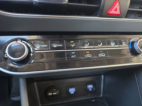 Used 2023 Hyundai Sonata SE image 17