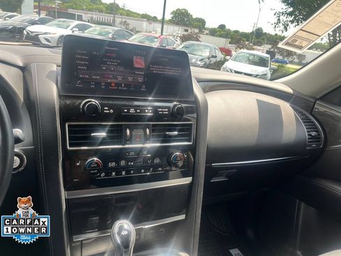 Used 2024 INFINITI QX80 Luxe AWD/4WD image 18