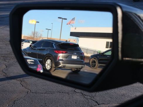 New 2026 GMC Canyon Elevation w/ Convenience Package image 17