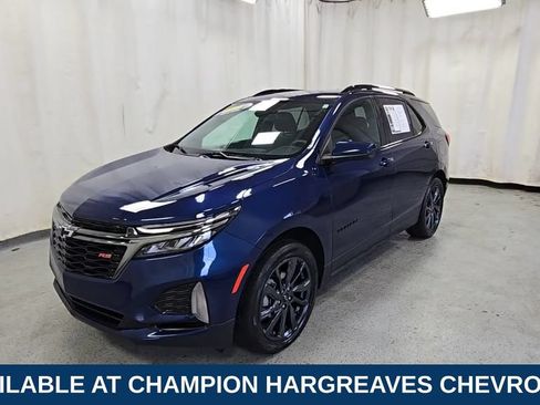 Certified 2022 Chevrolet Equinox RS w/ LPO, Floor Liner Package AWD/4WD image 5