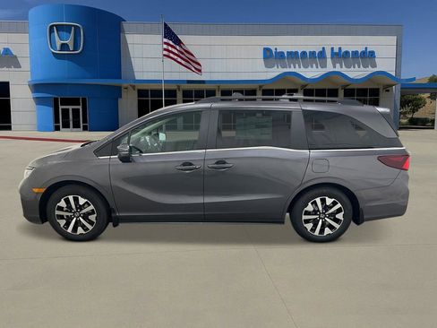 New 2026 Honda Odyssey EX-L image 2